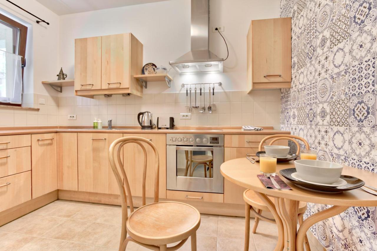 Tyzenhauz Apartments Economy クラクフ エクステリア 写真
